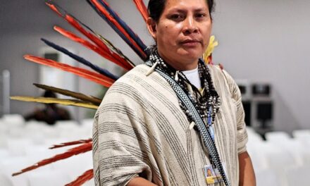 Mundos Harakbut: este libro apuesta por plasmar nuestra oralidad que está en riesgo