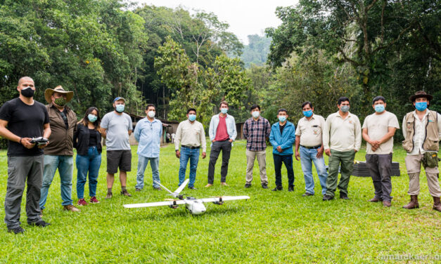 Técnicos y especialistas de Amarakaeri culminan curso sobre herramientas tecnológicas con entrenamiento de drone VTOL